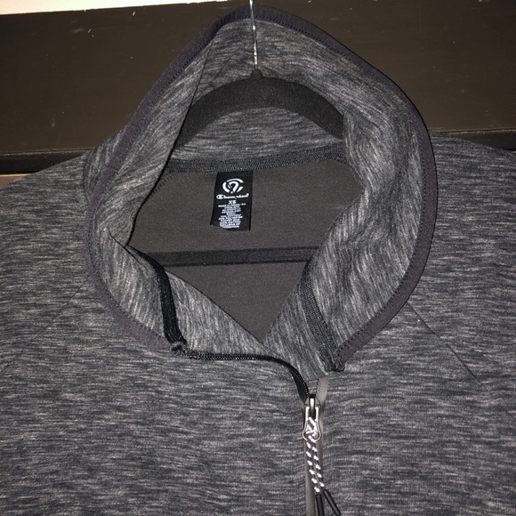 Gray zip up jacket - Picture 3 of 3